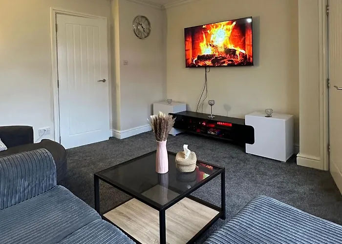 Housesleeps5-garden-parking-petsok-near Locks Hébergement de vacances Bradford (West Yorkshire)